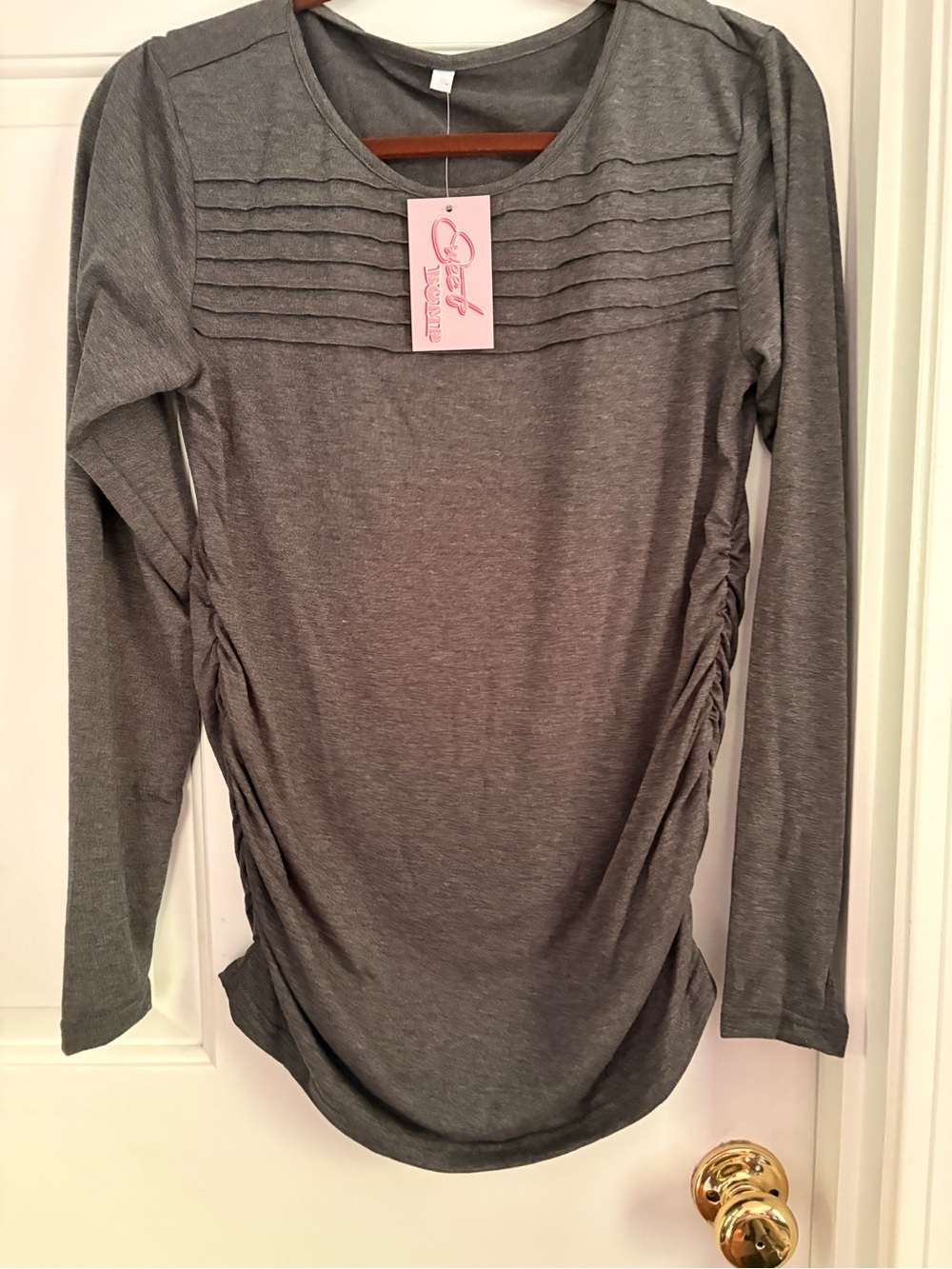Maternity * Gray Women's Long-Sleeve Ruched Top
